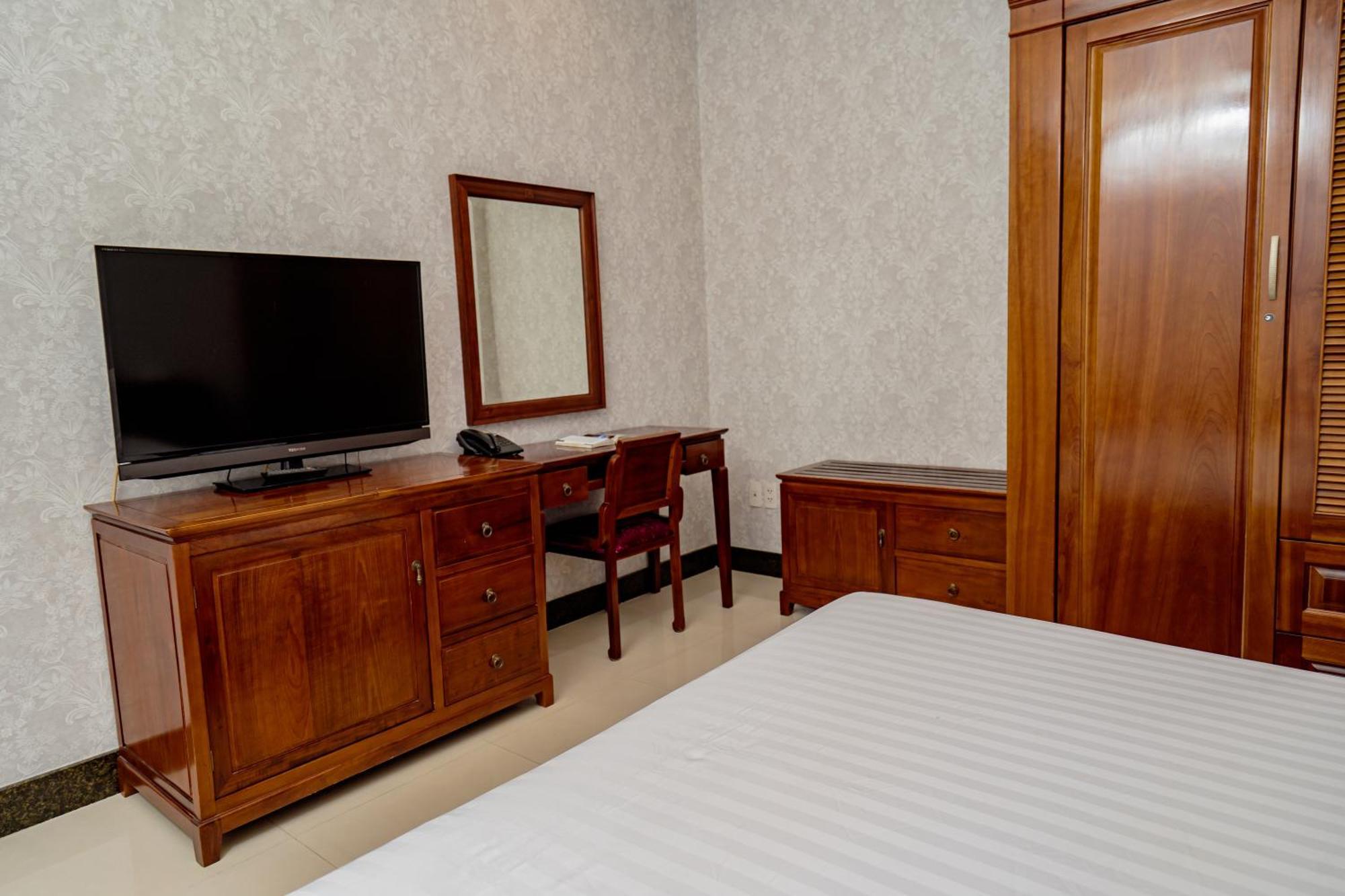 Ben Thanh Retreats Hotel Ho Chi Minh City Exterior photo