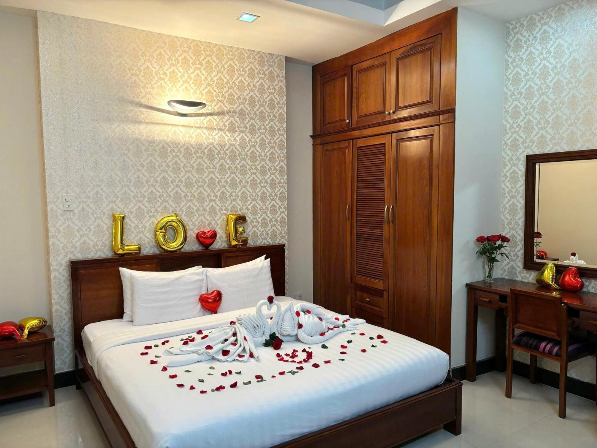 Ben Thanh Retreats Hotel Ho Chi Minh City Exterior photo